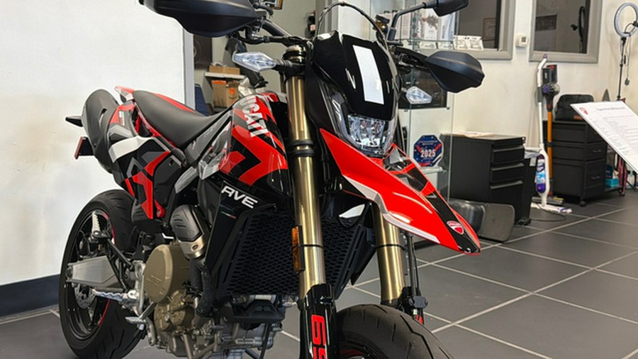 2026 Ducati Hypermotard 698 RVE