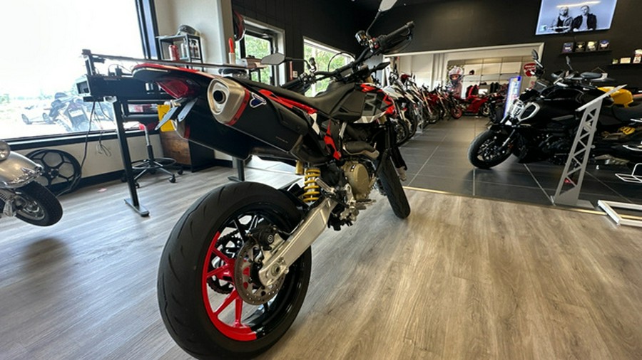 2026 Ducati Hypermotard 698 RVE