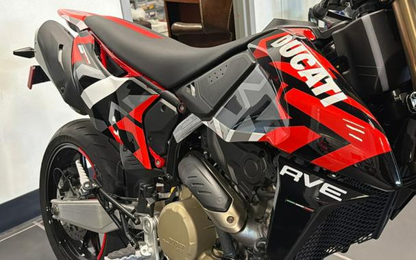 2026 Ducati Hypermotard 698 RVE