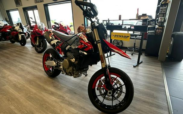 2026 Ducati Hypermotard 698 RVE