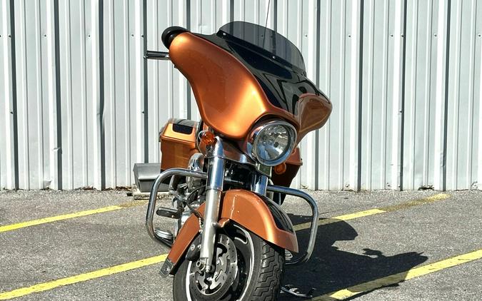2008 Harley-Davidson® Street Glide® 105th Anniversary Copper Pearl & Vivid Black