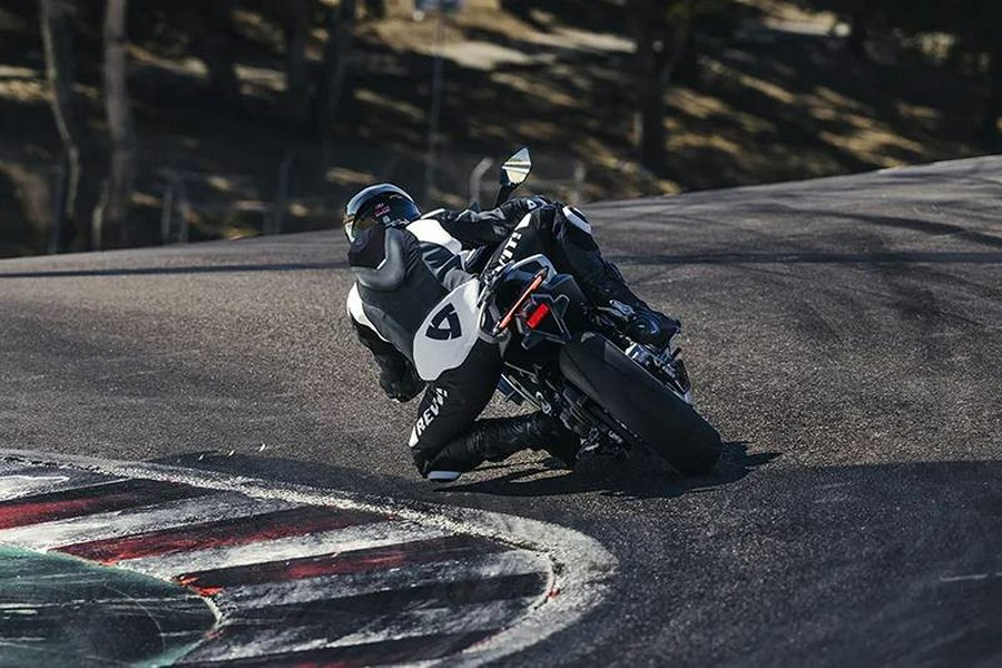 2026 675SS - CFMOTO