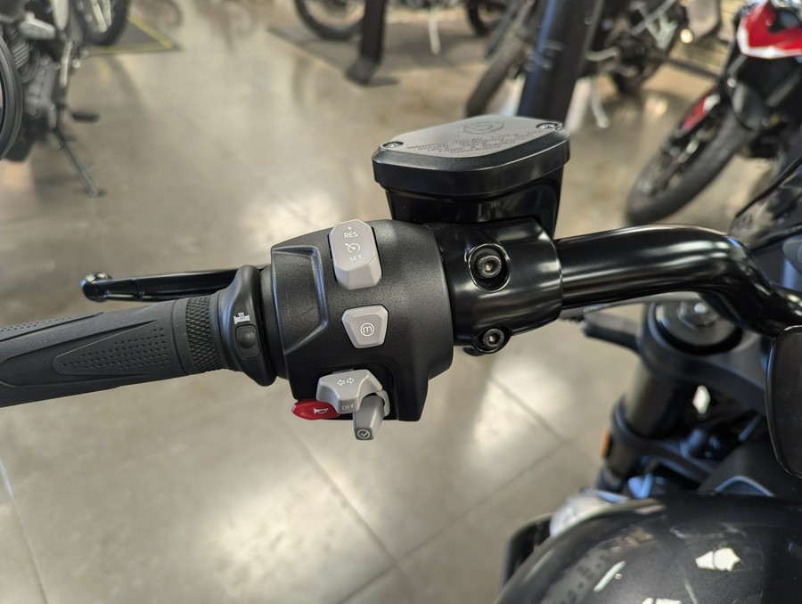 2025 Triumph Rocket 3 GT Storm