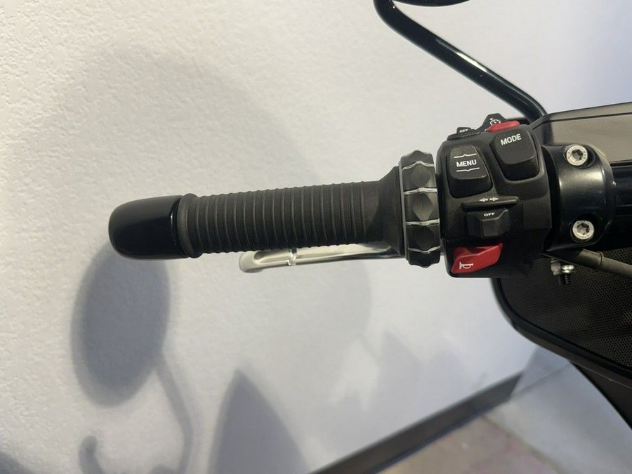 2024 BMW R 18 B Manhattan Metallic Matte