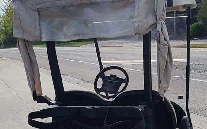 2010 Club Car® Precedent