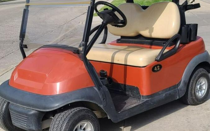 2010 Club Car® Precedent