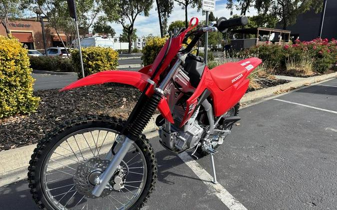 2027 Honda® CRF125F Big Wheel