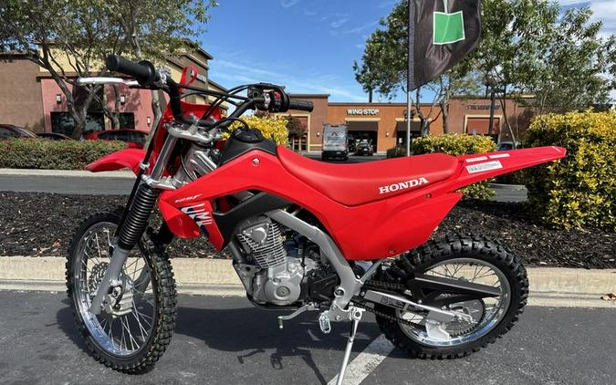 2027 Honda® CRF125F Big Wheel