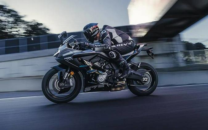2026 675SS - CFMOTO