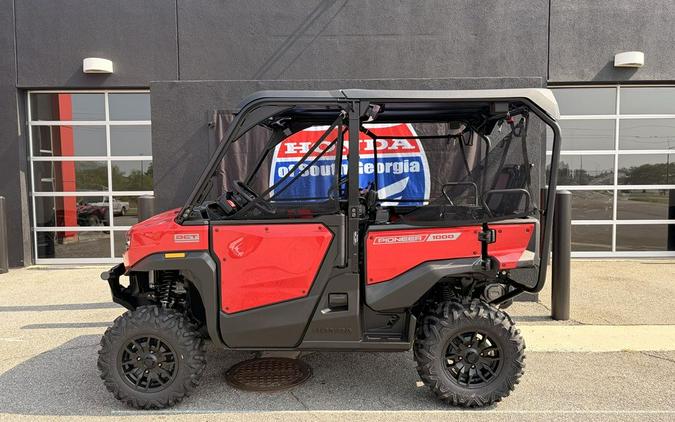 2026 Honda Pioneer 1000-5 Deluxe