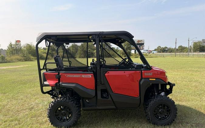 2026 Honda Pioneer 1000-5 Deluxe