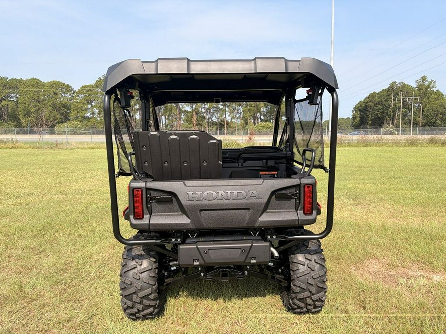 2026 Honda Pioneer 1000-5 Deluxe