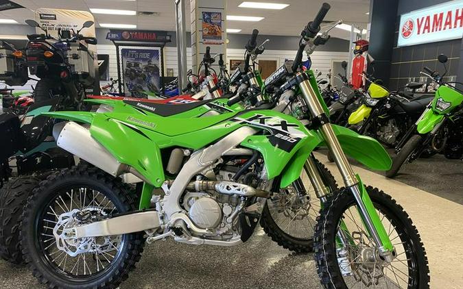 FIRST LOOK! 2024 KAWASAKI KX250, KX112, KX85 & KX65 MODELS