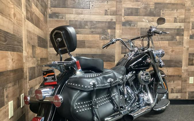 2014 Harley-Davidson Heritage Softail Classic Vivid Black FLSTC