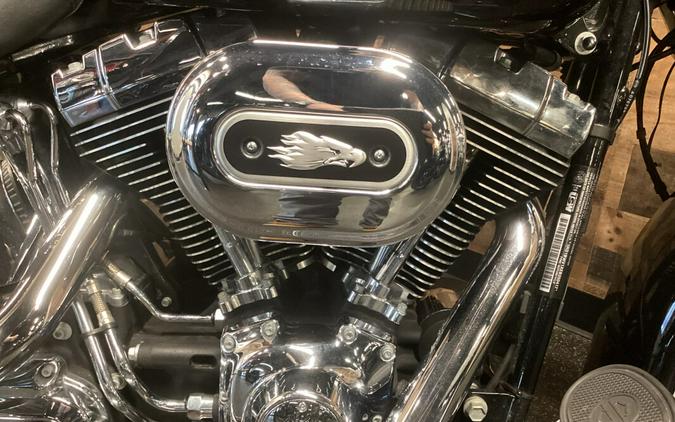 2014 Harley-Davidson Heritage Softail Classic Vivid Black FLSTC