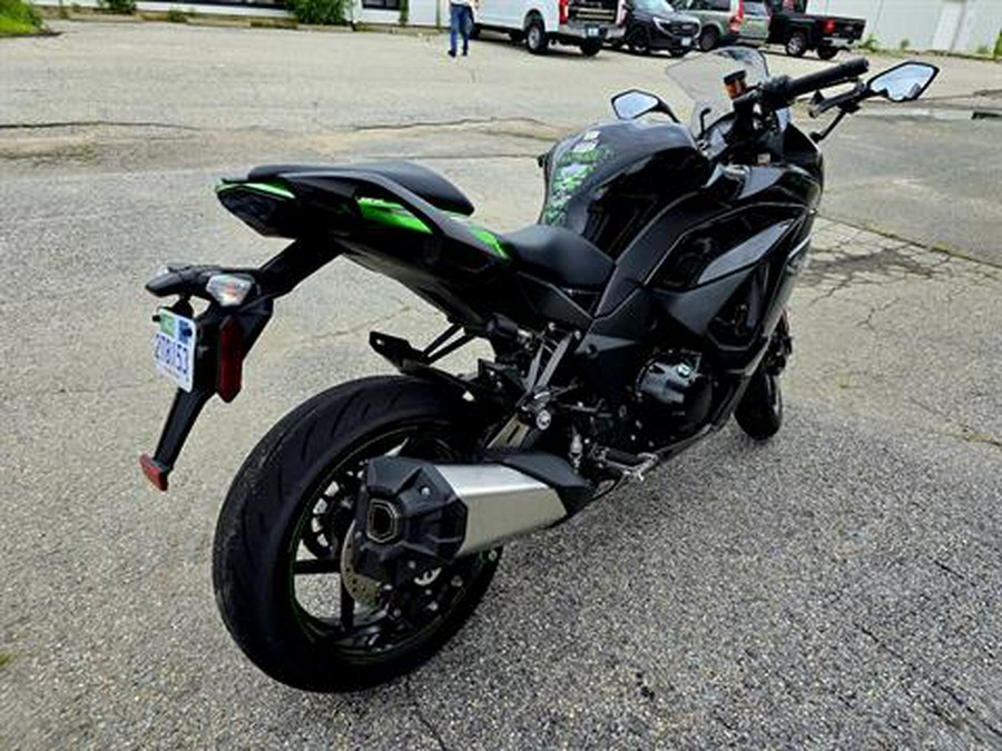 2023 Kawasaki Ninja 1000SX