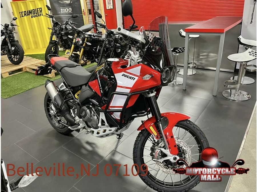 2025 Ducati DesertX Discovery