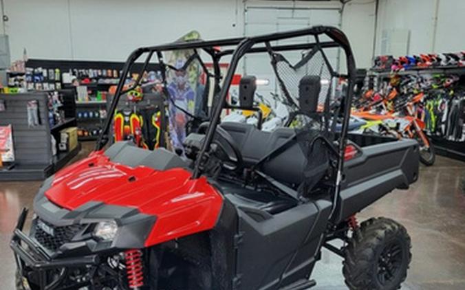 2026 Honda Pioneer 700 Deluxe