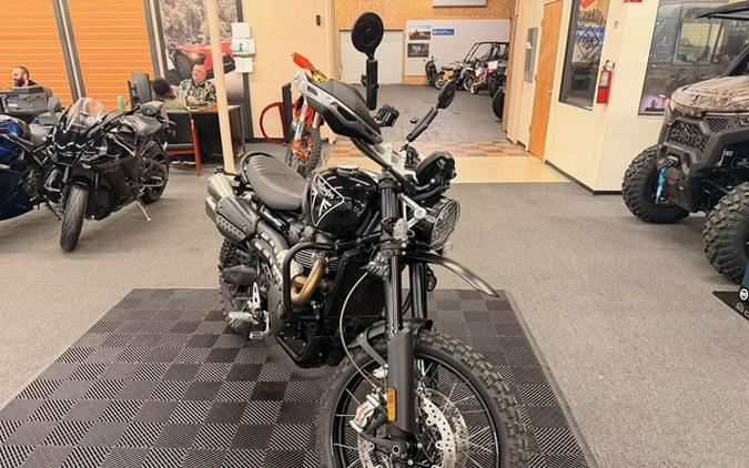 2021 Triumph Scrambler 1200 XC Jet BlackMatte Black