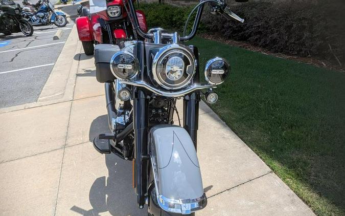2026 Harley-Davidson® FLHC - Heritage Classic