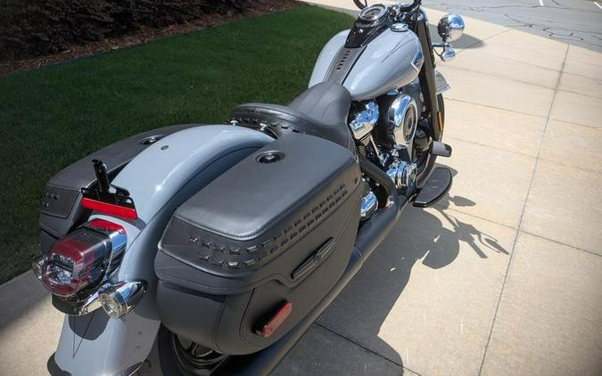 2026 Harley-Davidson® FLHC - Heritage Classic