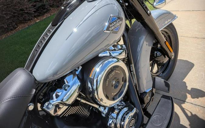 2026 Harley-Davidson® FLHC - Heritage Classic