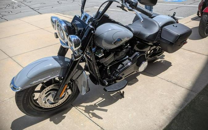 2026 Harley-Davidson® FLHC - Heritage Classic
