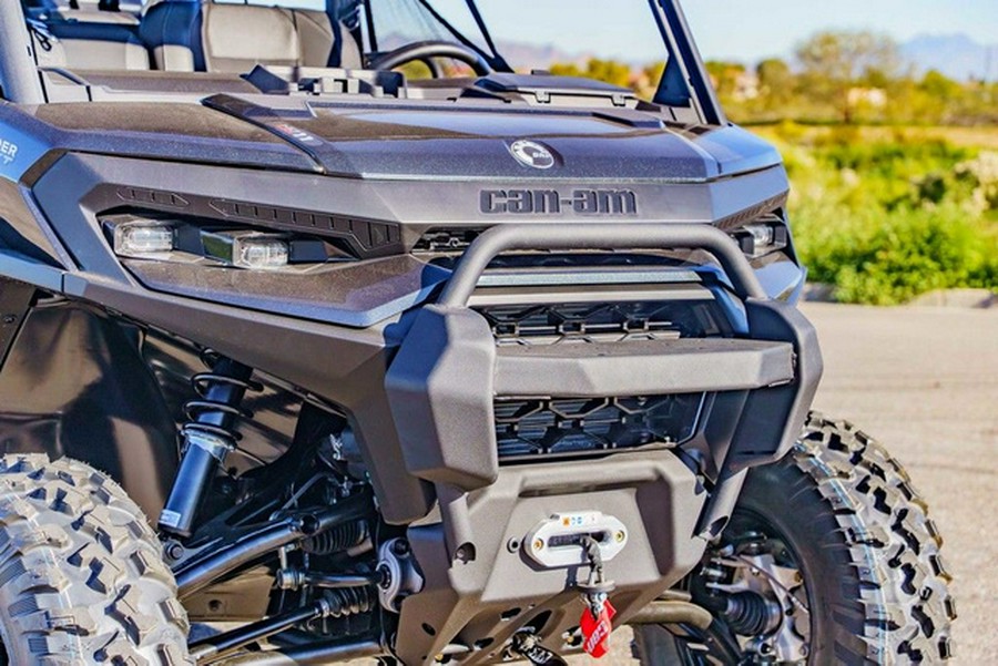 2026 Can-Am Defender MAX XT HD11 With 10.25 In.Display