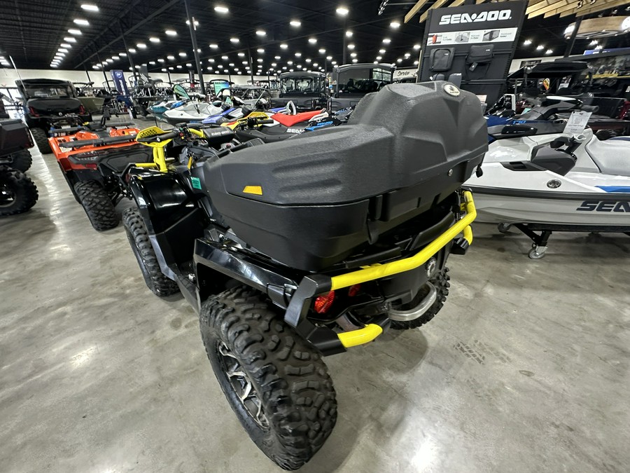 2018 OUTLANDER XMR 1000 - Can-Am