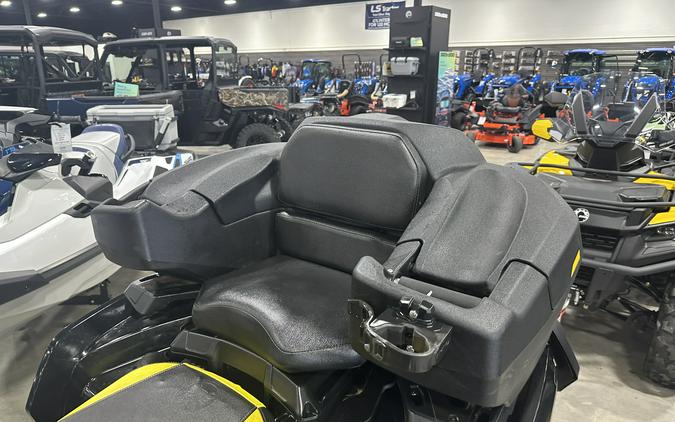 2018 OUTLANDER XMR 1000 - Can-Am