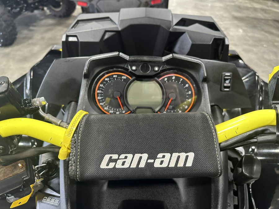 2018 OUTLANDER XMR 1000 - Can-Am