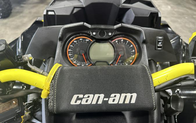 2018 OUTLANDER XMR 1000 - Can-Am