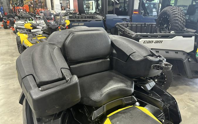 2018 OUTLANDER XMR 1000 - Can-Am