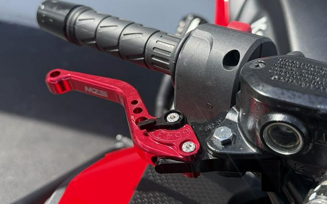 2025 Kawasaki Ninja 500 ABS Passion Red/Metallic Flat Spark Black