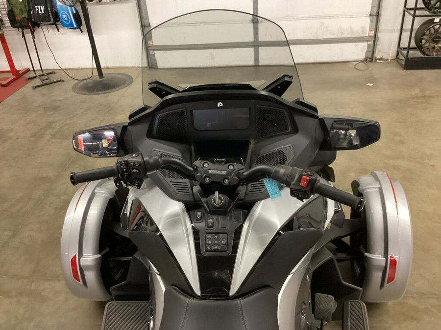 2023 Can-Am™ Spyder RT Limited