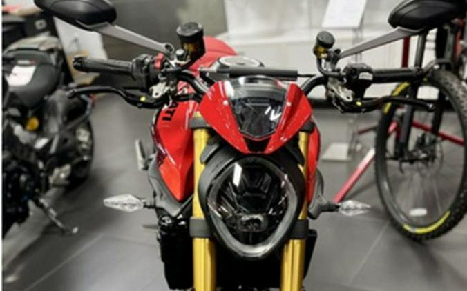 2025 Ducati Monster SP
