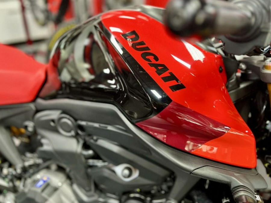 2025 Ducati Monster SP