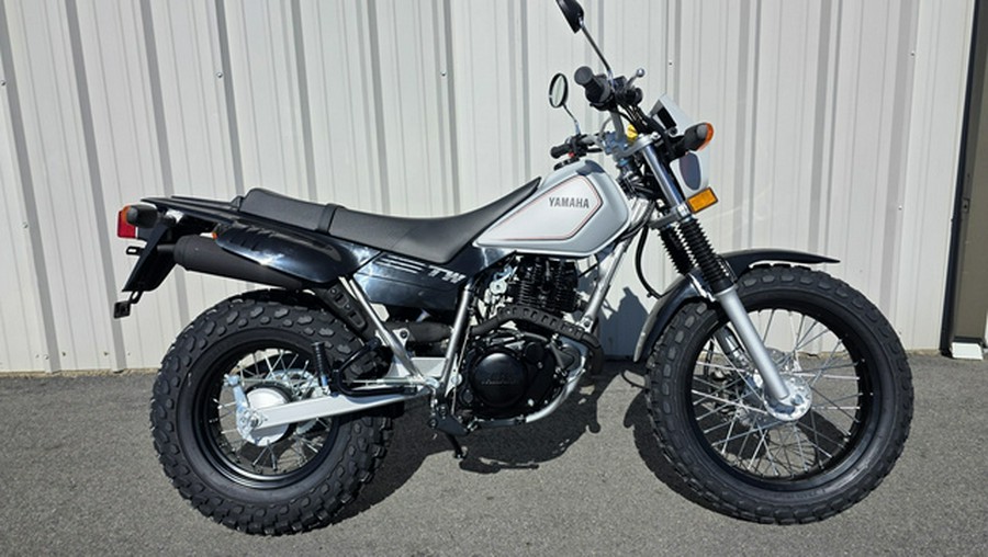2027 Yamaha TW 200