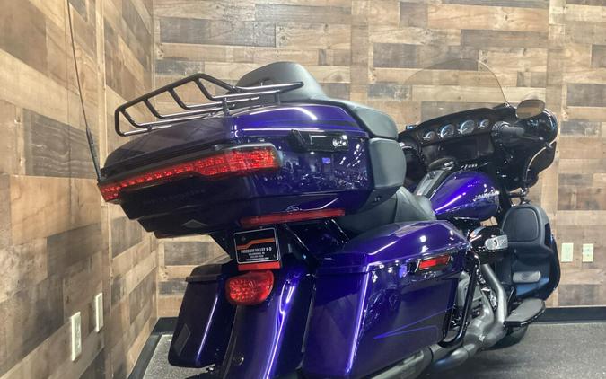 2020 Harley-Davidson Ultra Limited Zephyr Blue/Black Sunglo FLHTK