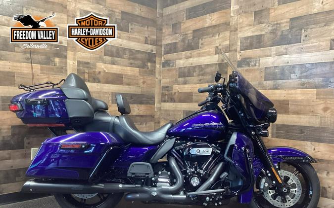 2020 Harley-Davidson Ultra Limited Zephyr Blue/Black Sunglo FLHTK
