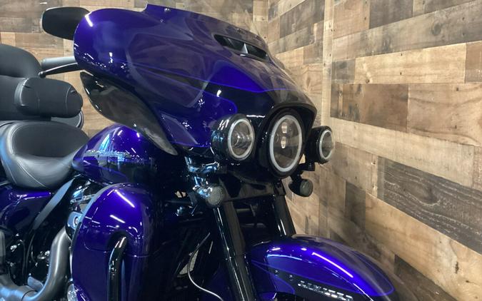 2020 Harley-Davidson Ultra Limited Zephyr Blue/Black Sunglo FLHTK