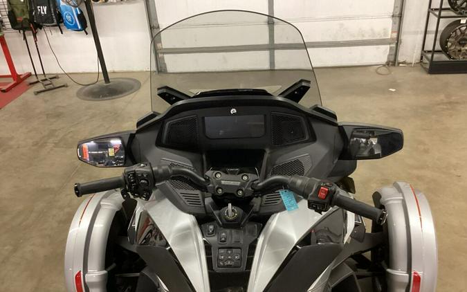 2023 Can-Am™ Spyder RT Base