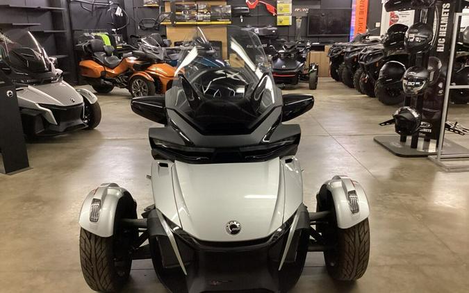 2023 Can-Am™ Spyder RT Base