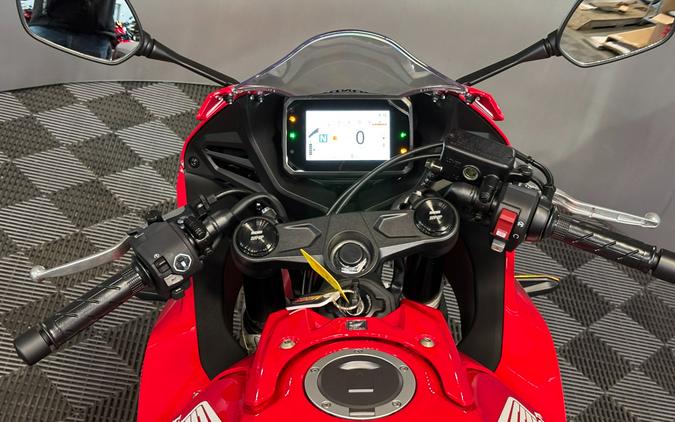 2026 Honda CBR650R E-Clutch
