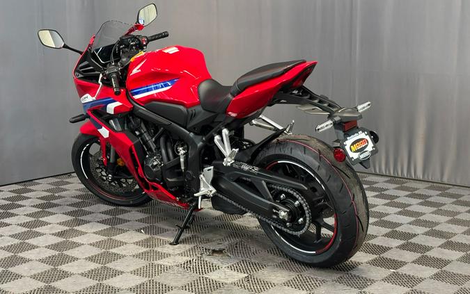 2026 Honda CBR650R E-Clutch