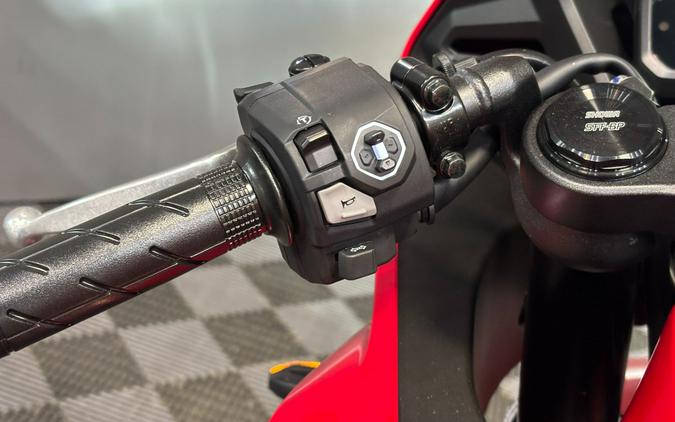 2026 Honda CBR650R E-Clutch