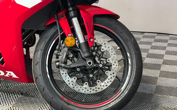 2026 Honda CBR650R E-Clutch