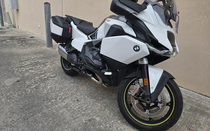 2026 BMW R1300RT