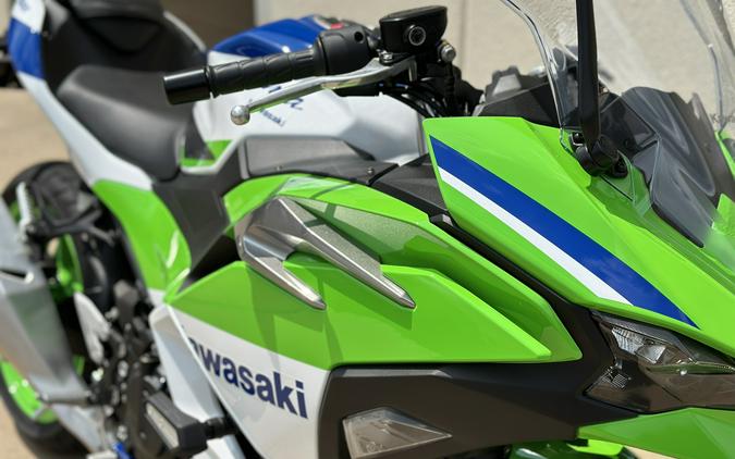 2024 Kawasaki Ninja 500 KRT Edition SE ABS