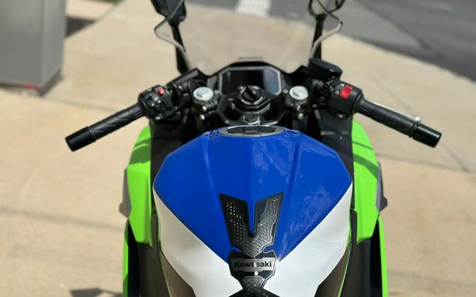 2024 Kawasaki Ninja 500 KRT Edition SE ABS